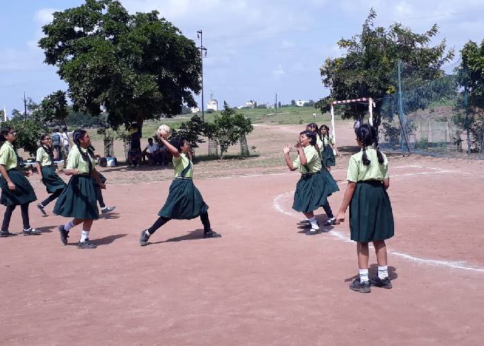 EDUCATIONAL VISIT - UNIVERSITY SPORTS DEPARTMENT